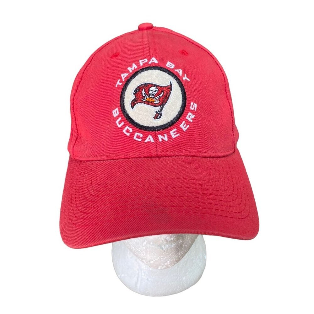 Vtg Tampa Bay Buccaneers Strapback Hat Cap NFL Game Day Red